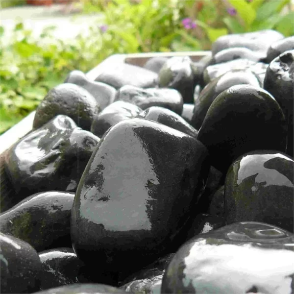 China A Grade Rain Flower Black Pebble Stones Black Cobblestone