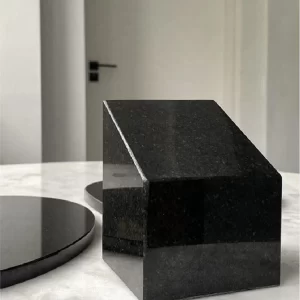 Block Stand Absolute Black Granite