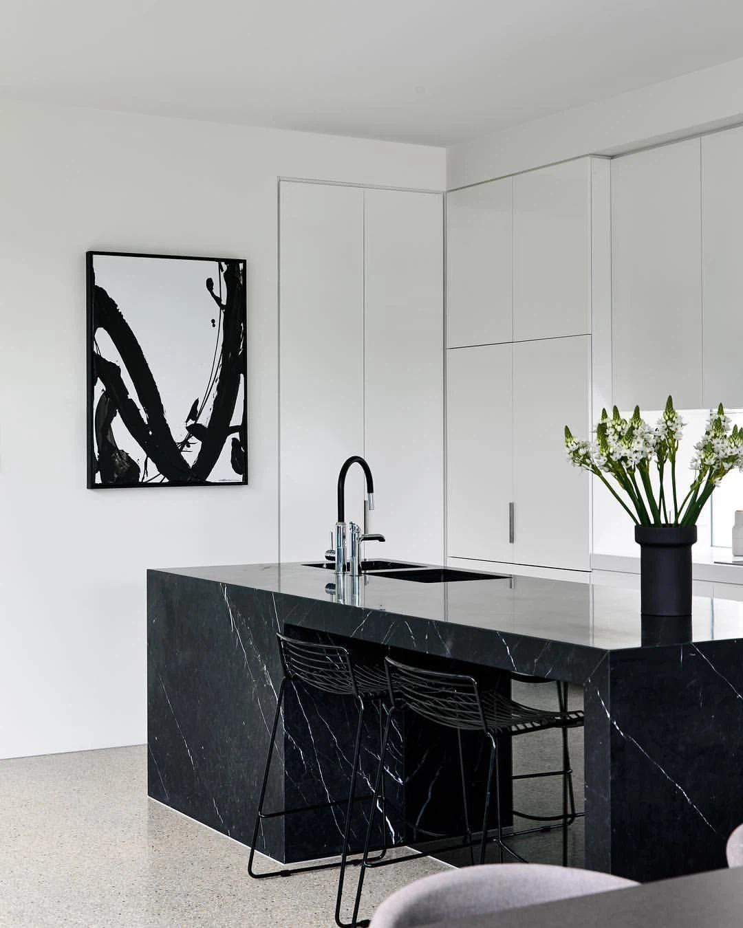Black Marble With White Veins