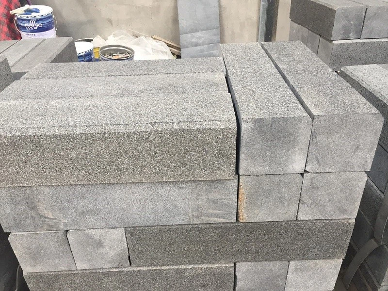 Black Pearl Granite Thick Curbstones