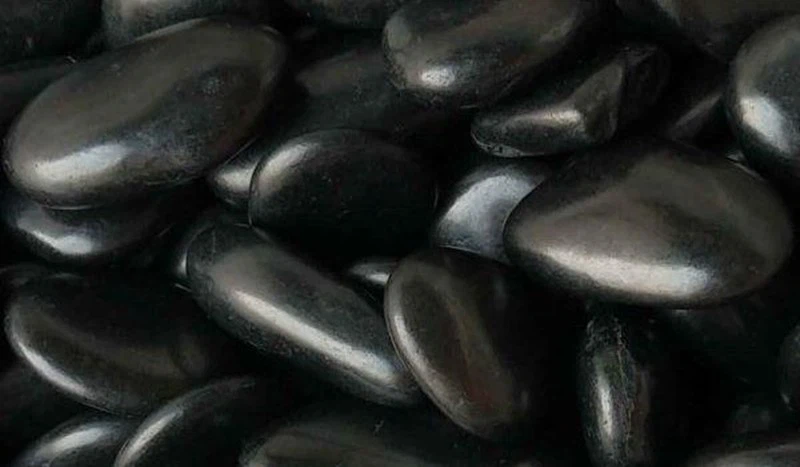 Black Polished River Stone Natural Pebbles And Stones