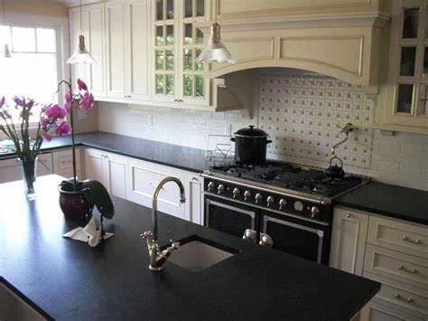 Black Quartzite Slabs