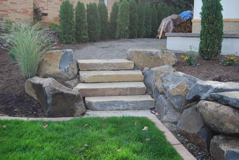 Natural Basalt Basalt Boulder Steps