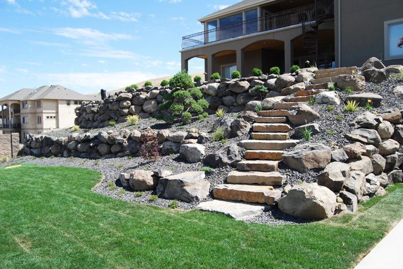 Natural Basalt Basalt Boulder Steps