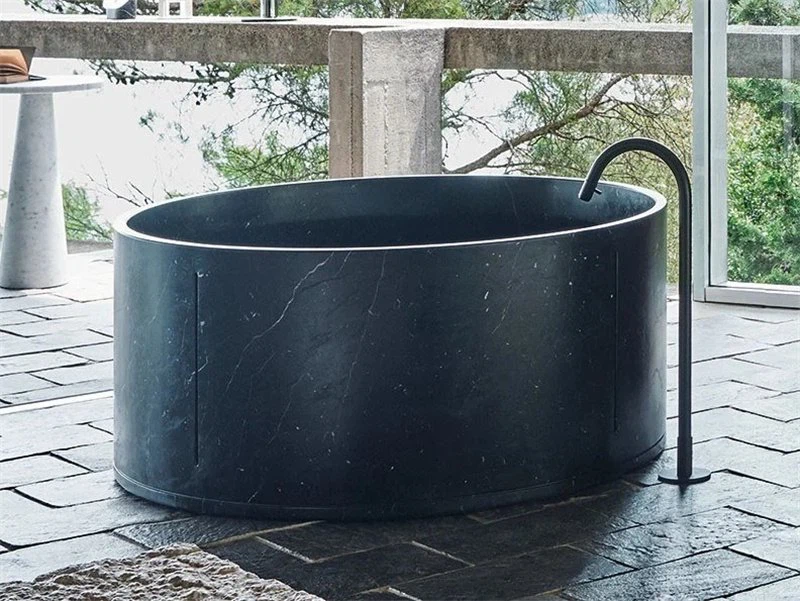 Indoor Black Stone Bath Tub