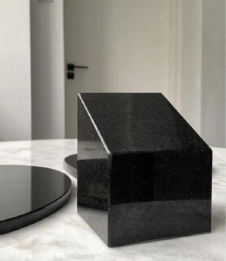 Oval Black Granite Memorial Plaques